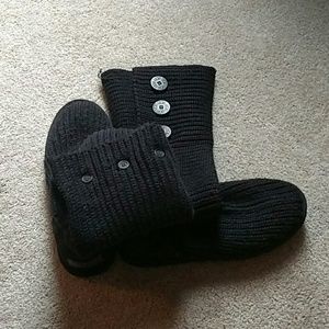 Black Sweater Uggs